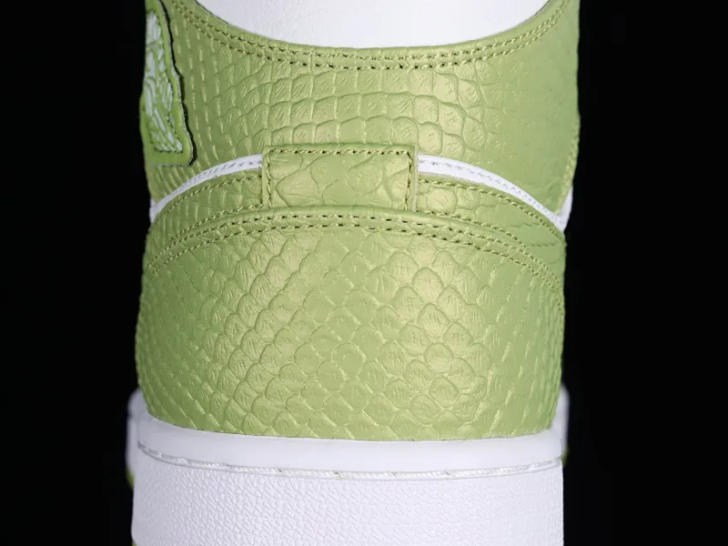 All categories Air Jordan Jordan series basketball shoes Air Jordan 1 Mid Air Jordan 1 Mid SE "Green Python" AJ1 Joe 1 Green Snake DV2959-113